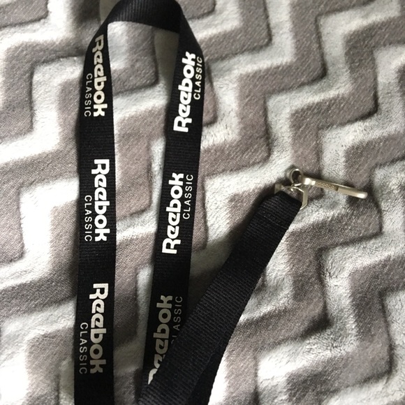 Reebok lanyard Outlet